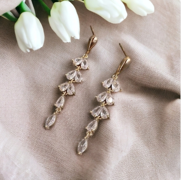 Leaf Drop Earrings - Picture 14 of 15